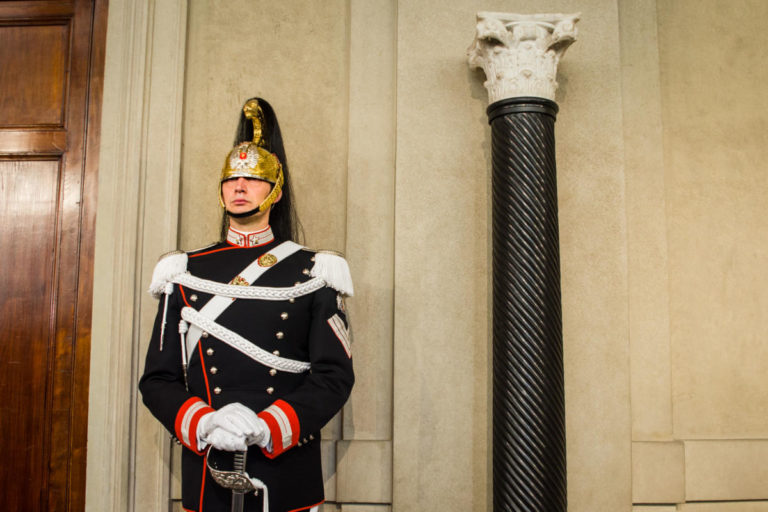 Twist d’Aula – Romanzo Quirinale, best-seller tradotto in molte lingue