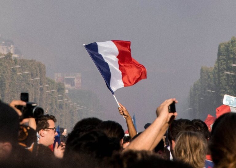 Grande confusione o Grande coalizione? Lezioni italiane per Parigi