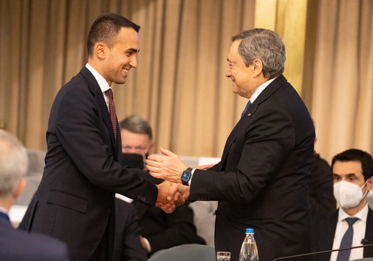 Il duello Conte-Di Maio deve preoccupare Draghi?