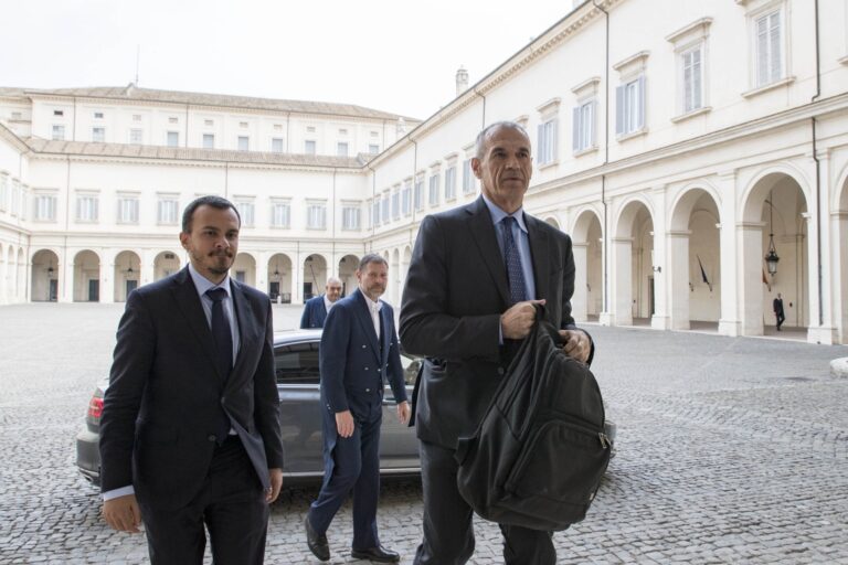 Una Manovra dominata dall’inflazione: parla Cottarelli