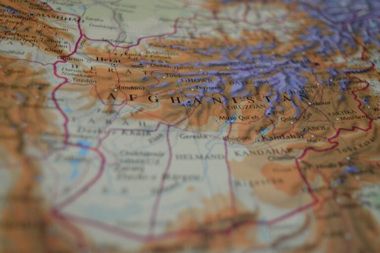 Afghanistan, le Ong: l’Italia promuova lo sblocco dei fondi