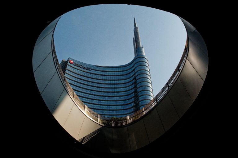 Salva-Milano, asse in Parlamento tra Pd e destra