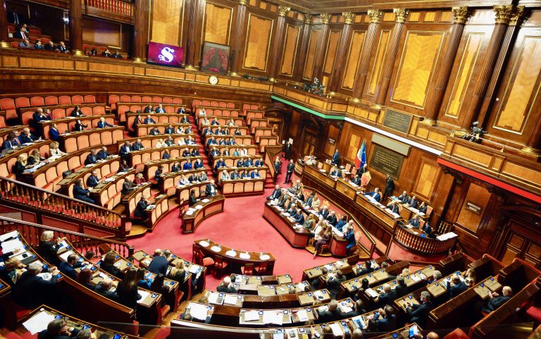 Manovra, tra bilaterali col Governo e attesa dei testi