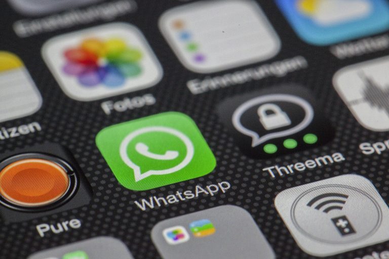 IA e WhatsApp: indagine della Commissione Ue su Meta